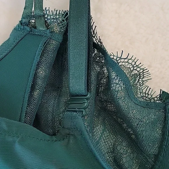 Victoria's Secret Dream Angels Underwire  Pushup Bra W/Out Padding 34D NWOT - Picture 10 of 12